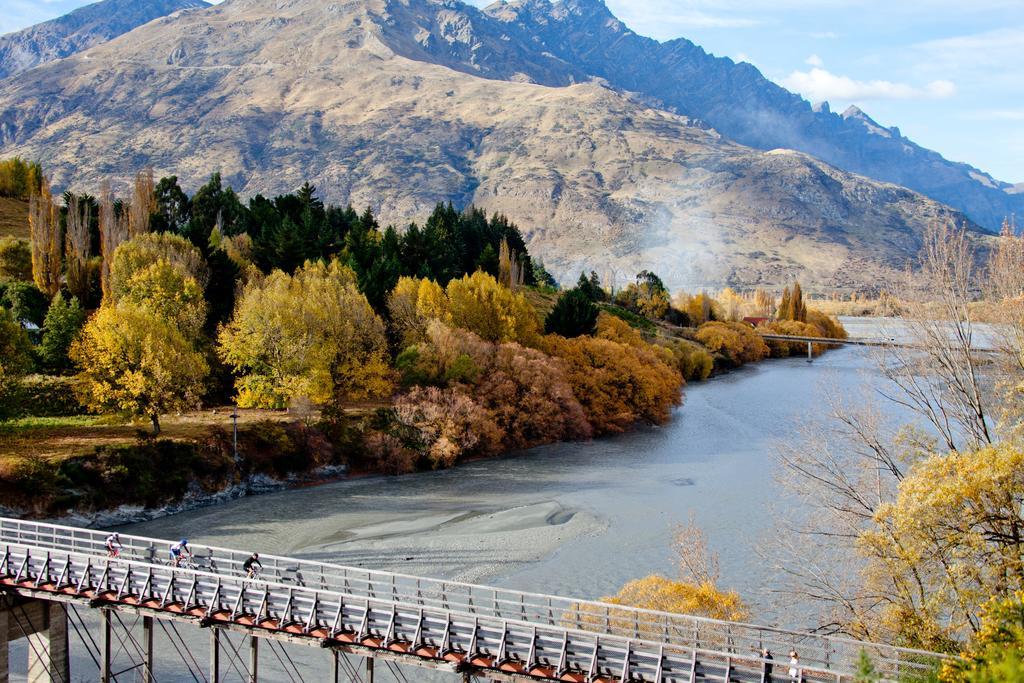 The Ferry Bed & Breakfast Acomodação com café da manhã Queenstown Exterior foto