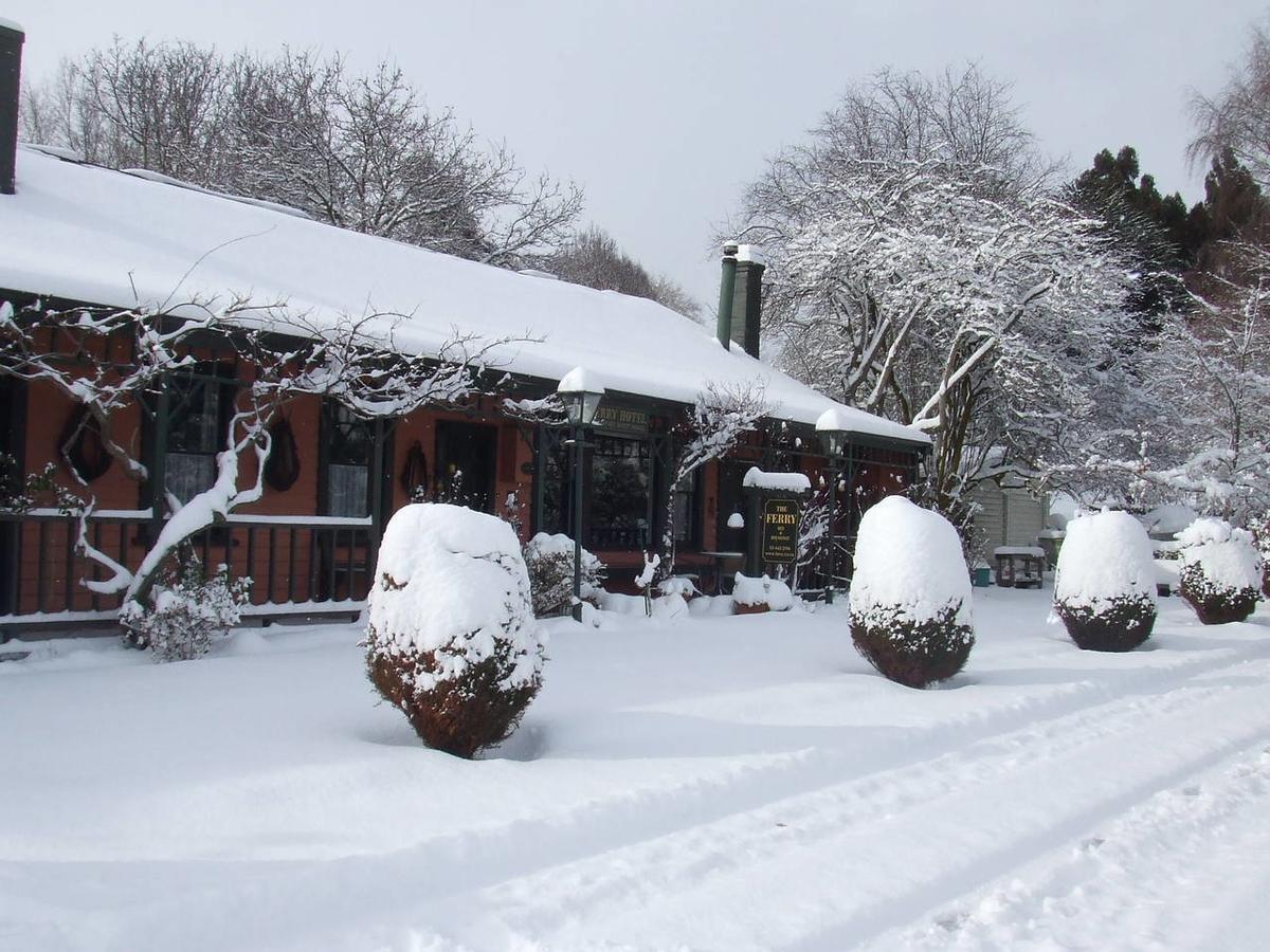 The Ferry Bed & Breakfast Acomodação com café da manhã Queenstown Exterior foto